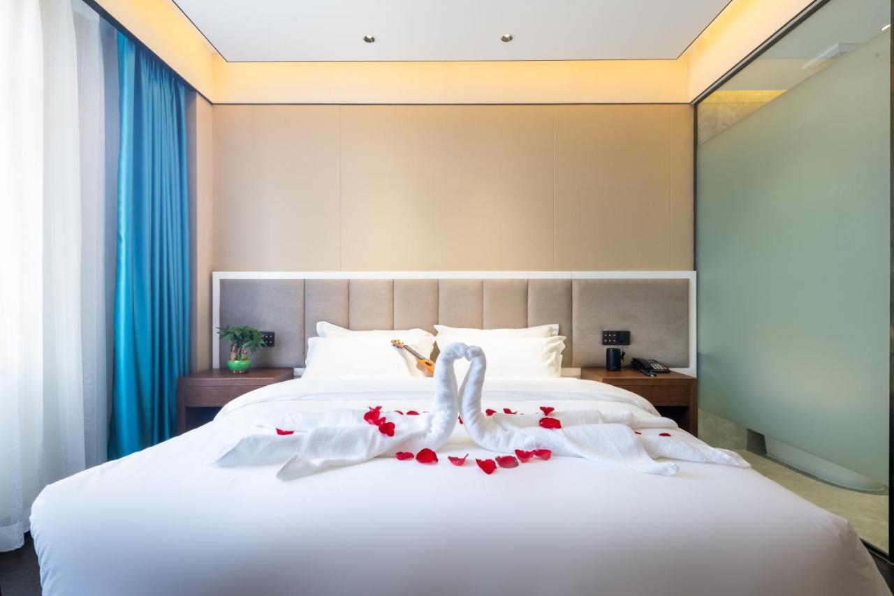 ไชนีส คัลเจอร์ ฮอลิเดย์ โฮเต็ล หนานลัวฉูเซียง Hotel ปักกิ่ง ภายนอก รูปภาพ