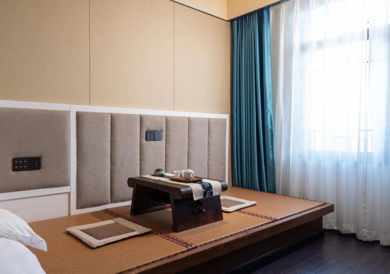 ไชนีส คัลเจอร์ ฮอลิเดย์ โฮเต็ล หนานลัวฉูเซียง Hotel ปักกิ่ง ภายนอก รูปภาพ