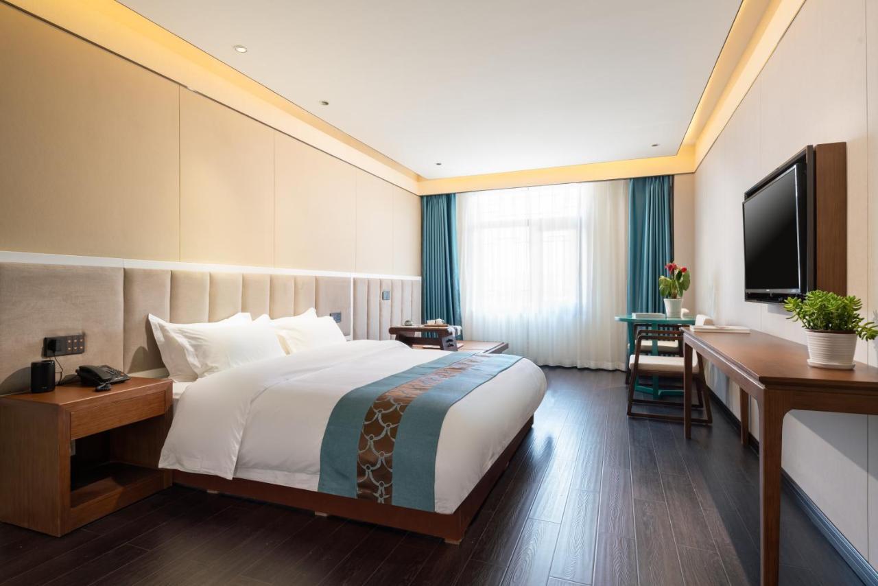 ไชนีส คัลเจอร์ ฮอลิเดย์ โฮเต็ล หนานลัวฉูเซียง Hotel ปักกิ่ง ภายนอก รูปภาพ
