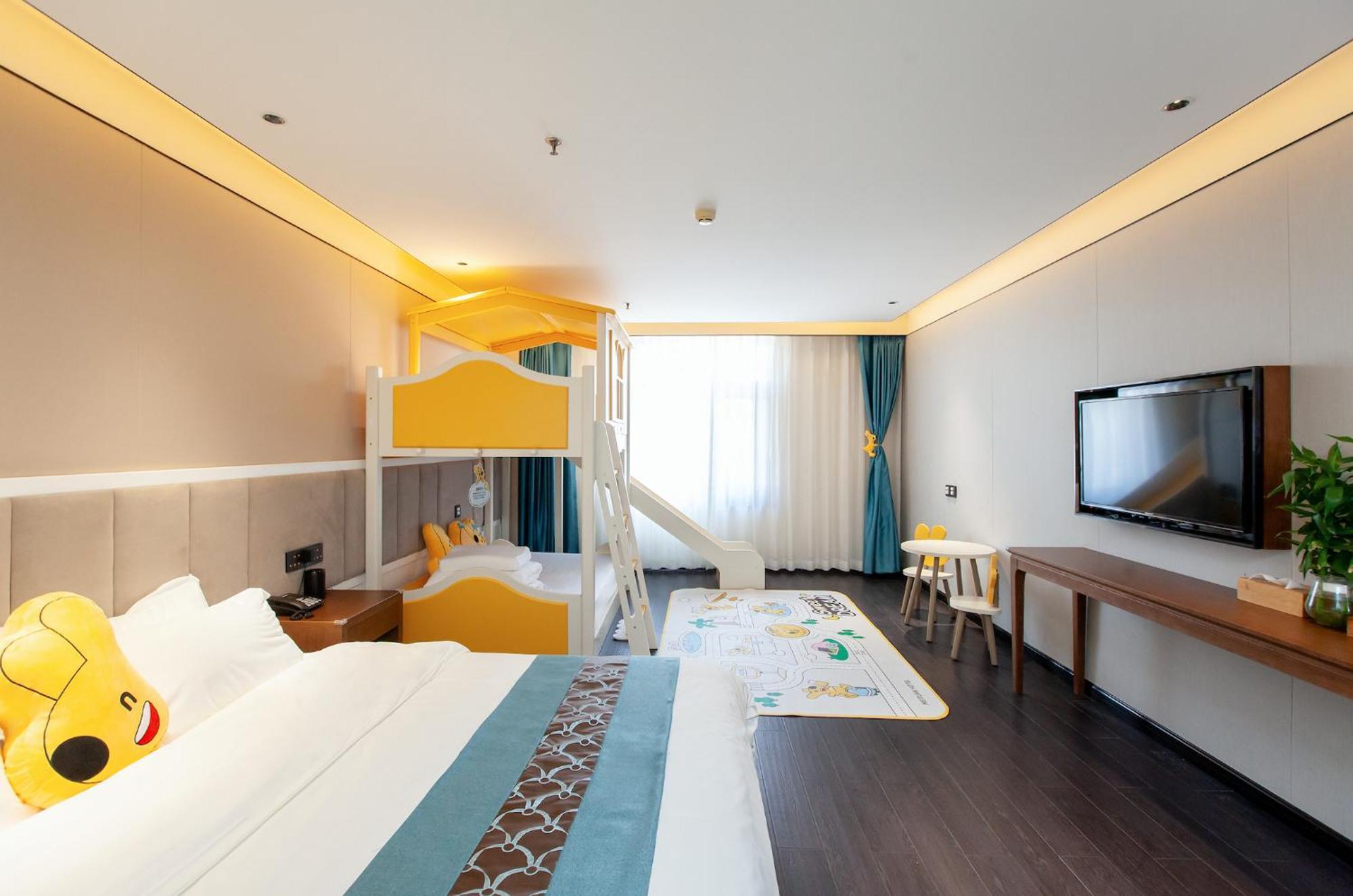 ไชนีส คัลเจอร์ ฮอลิเดย์ โฮเต็ล หนานลัวฉูเซียง Hotel ปักกิ่ง ภายนอก รูปภาพ
