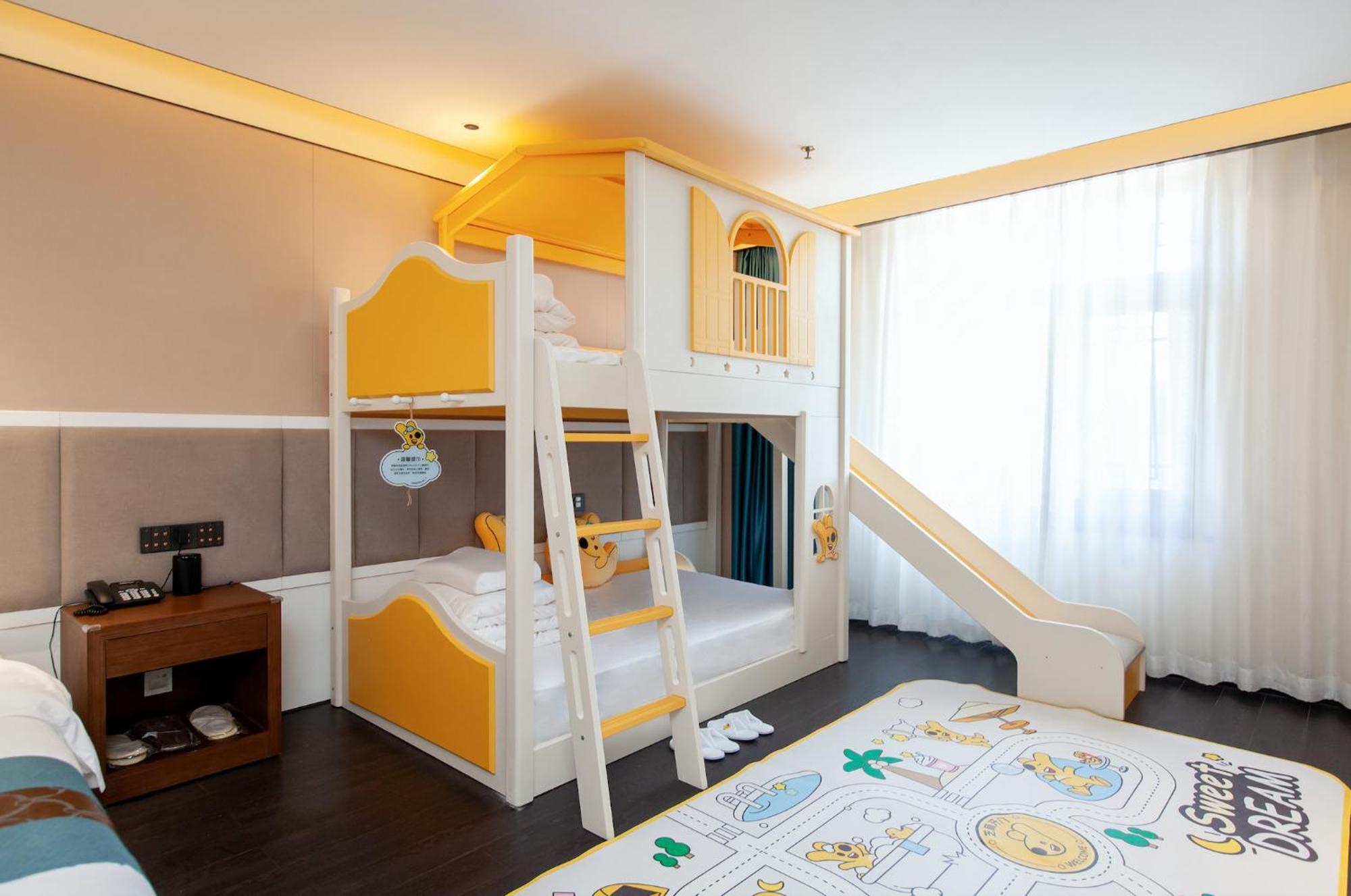 ไชนีส คัลเจอร์ ฮอลิเดย์ โฮเต็ล หนานลัวฉูเซียง Hotel ปักกิ่ง ภายนอก รูปภาพ